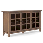 Meuble de rangement de style transitionnel en bois massif avec portes vitrées de 157 cm de large